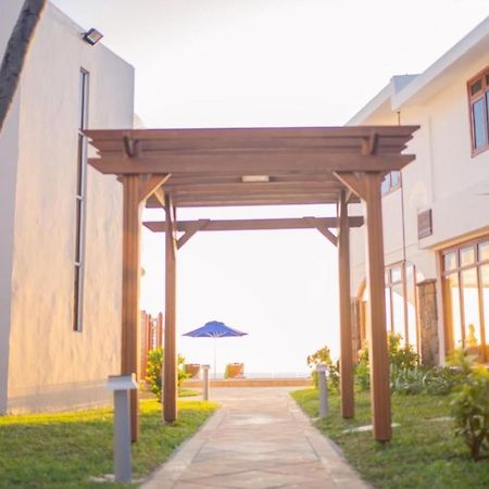 Gold Beach Resort Flic en Flac Bagian luar foto