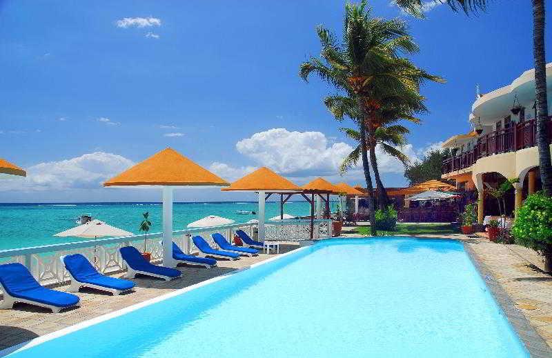 Gold Beach Resort Flic en Flac Bagian luar foto
