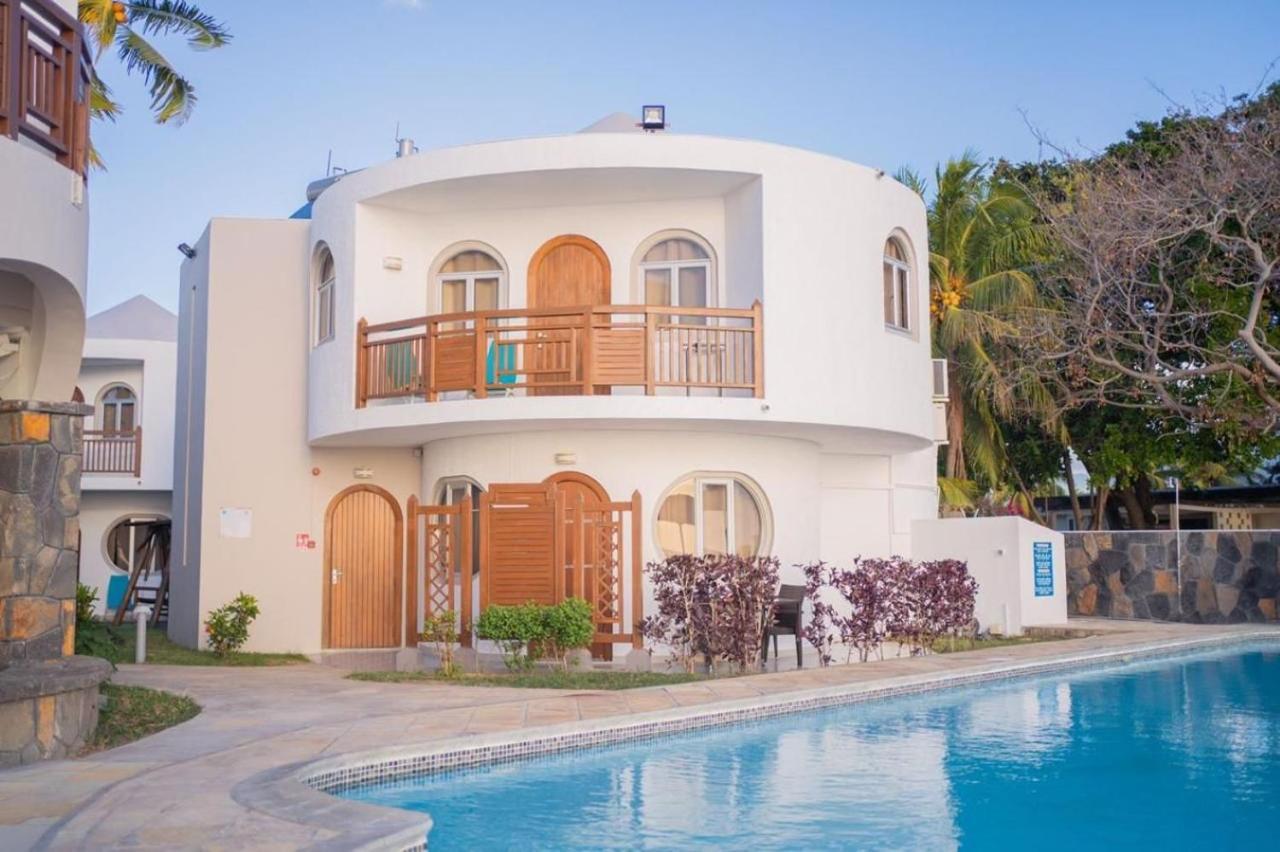 Gold Beach Resort Flic en Flac Bagian luar foto