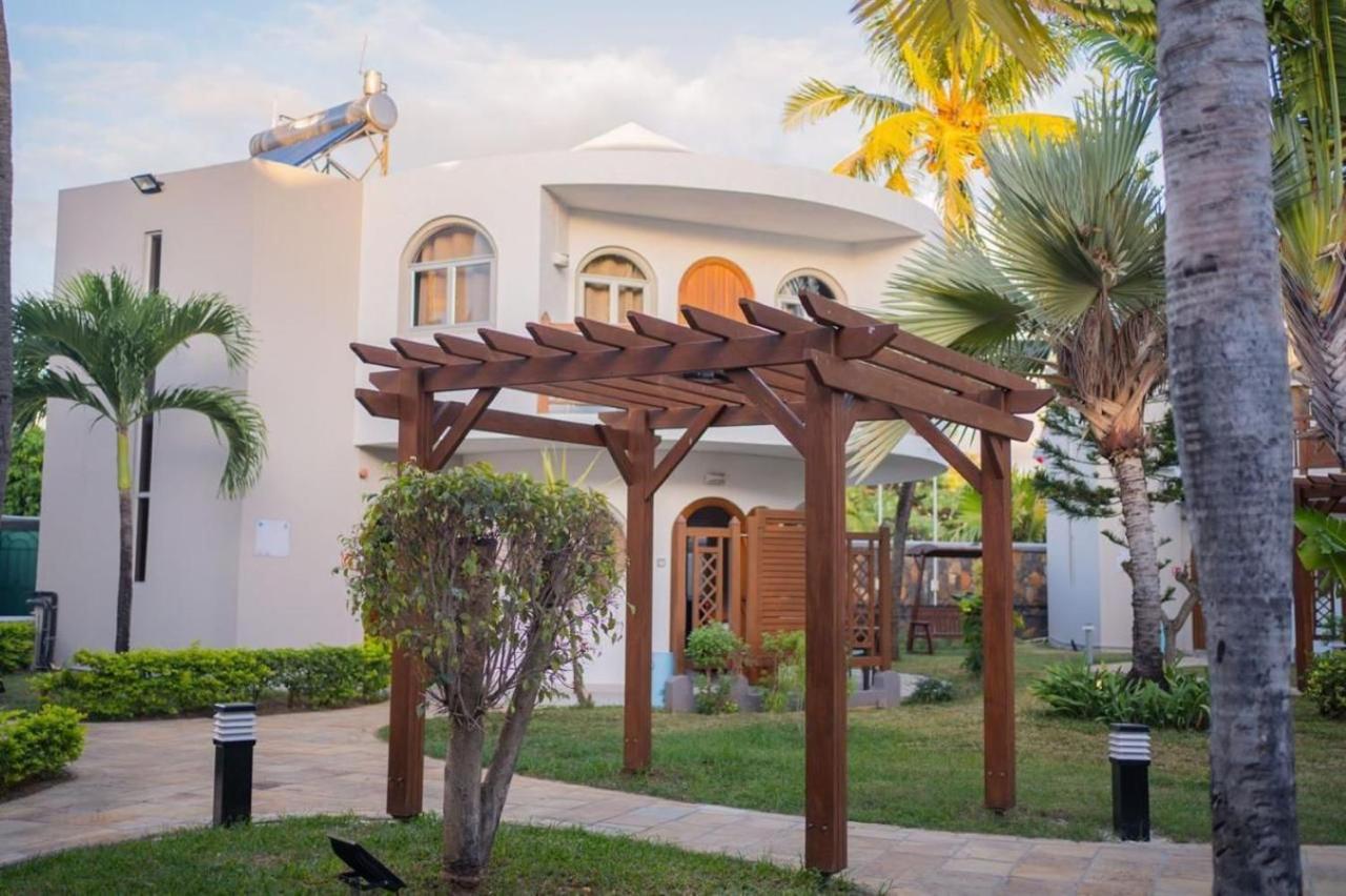 Gold Beach Resort Flic en Flac Bagian luar foto