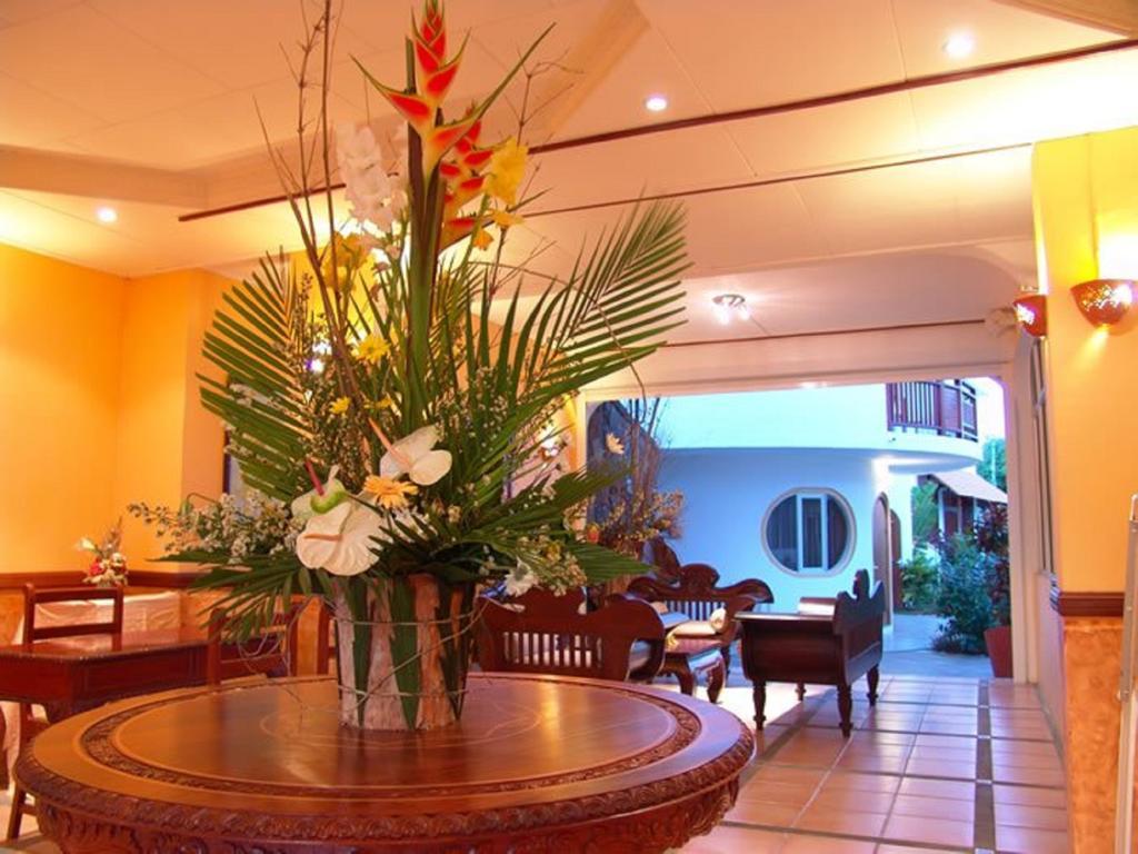 Gold Beach Resort Flic en Flac Bagian luar foto