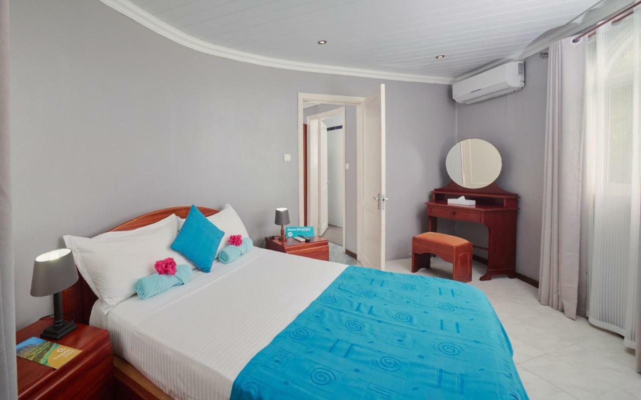 Gold Beach Resort Flic en Flac Bagian luar foto